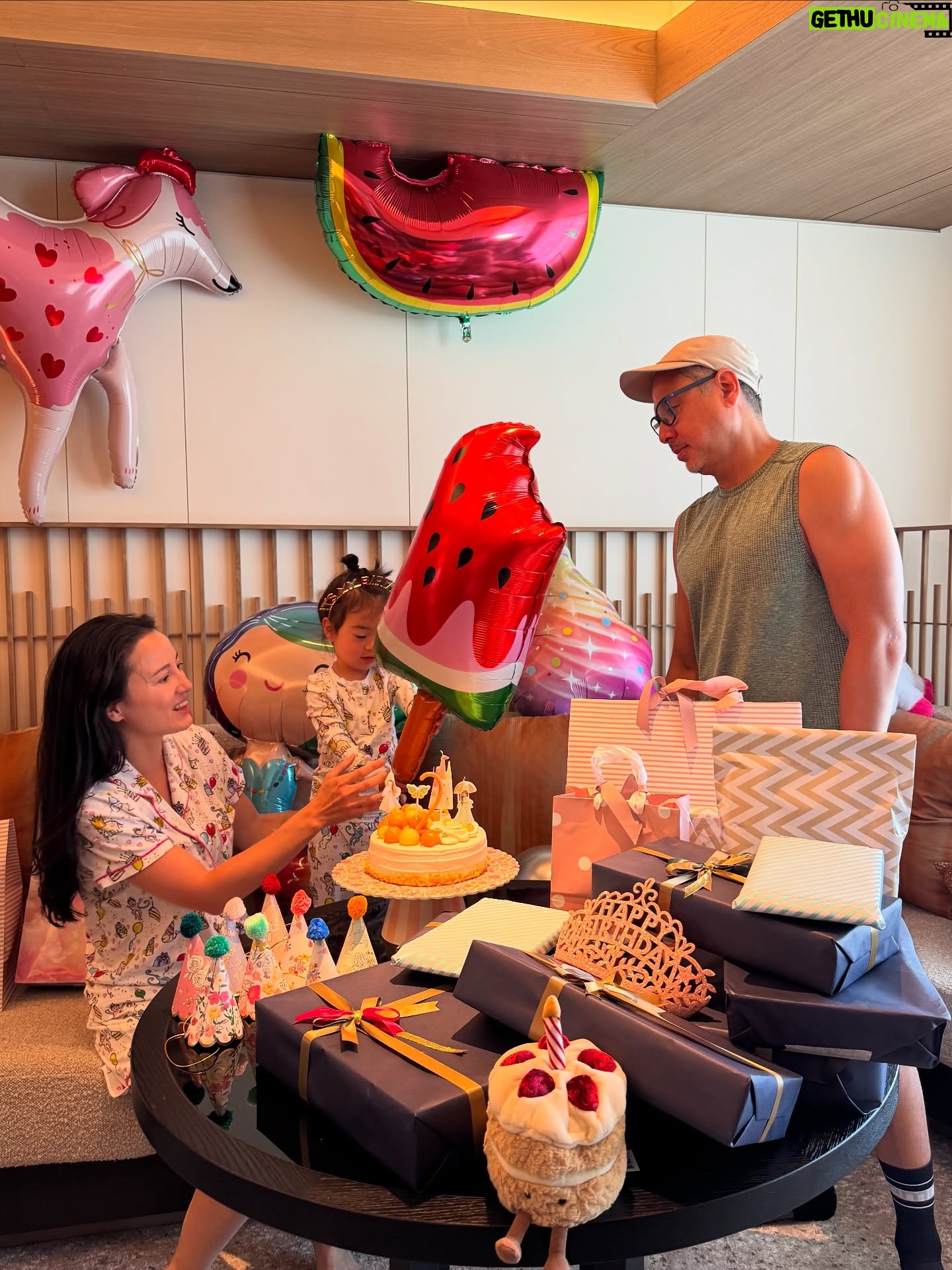 Julie Estelle - 13.6K Likes - A special day celebrating Brielle🎂🎈🥳
In a blink of an eye you turned 2🥹 You are our little sunshine my baby girl❤️ Happy birthday! Je t’aime😘