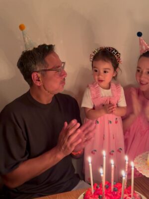 Julie Estelle Instagram - A special day celebrating Brielle🎂🎈🥳
In a blink of an eye you turned 2🥹 You are our little sunshine my baby girl❤️ Happy birthday! Je t’aime😘