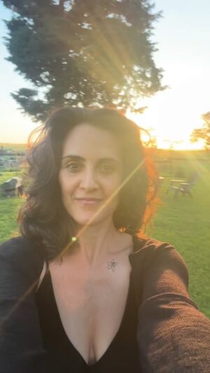 Julieta Díaz Instagram - @intihospedajedecampo y @julietadiaz77 un solo ❤️
Nada como la maravilla del campo a solo dos horas de caba 🌿🌿🌿
Cuándo te haces un tiempo para conocerlo? ✨
🙏🏽🌱