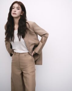 Actress Jung Yoo-jin HD Photos and Wallpapers November 2025