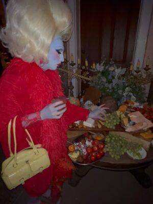 Juno Birch Instagram - New Orleans dump! 🦞❤️👽