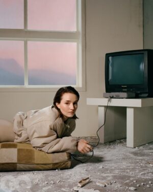 Kaitlyn Dever Instagram - This caption contains spoilers for The Last of Us.
In making The Last of Us’ most harrowing scene yet, Kaitlyn Dever’s life and work collided devastatingly. In the end, it helped her process the worst period of her life, following her mother’s death.
Dever began filming HBO’s post-apocalyptic thriller three days after her mother’s funeral. It was the biggest job of her career so far, and she started with its most pivotal scene to date – in which her character, Abby, an emotionally ravaged militant, tortures and murders Joel, the show’s beloved anti-hero, played by Pedro Pascal.
“I think what makes Abby so powerful and so overwhelming is the darkness inside her, and because her grief is so intense,” Dever says.
Dever’s performance is visceral and heartbreaking. You can’t help but feel Abby’s pain. And yet, she can barely recall how she did it: “When I watch it back, I'm like, Whoa… Who even is that?”
For #GQHype, Dever talks working through grief, blocking out the noise and portraying, arguably, the most-hated video game character of all time. Link in bio.
Written by @benappetit1
Photography by @dritch
Styling by @mindy_le_brock
Hair by @sylvia_wheeler
Make-up by @sandyganzer
Manicure by @stephstonenails
Set Design by @stefanialucchesi
Produced by @yyprod