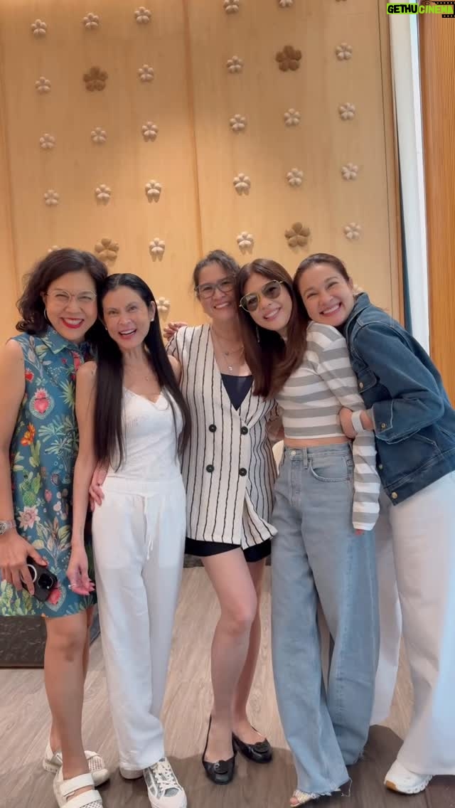 Kathaleeya McIntosh - 10.7K Likes - So much Love… So many Hugs… Endless Laughter and all the beautiful moments in between with my favourite souls❤️ @topdaraneenute Belated Birthday wishes to our dearest พี่หมิวนะคะ🎂❤️ @mewlalita.fanpage & Early Cheers to Mam เพื่อนรักนะจ๊ะ🎂🫶🏻❤️ @mcintosh ขอบพระคุณเจ้าภาพมากกกๆนะคะ sushiอร่อยสุดๆทุกคำเลยค่า @kejmanee ❤️🍣 @umedabangkok