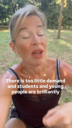 Katie Hopkins Instagram - Batshit Bonkers Britain. Aunty Katie asks that you think about NOT going to festering turds of Universities.
Thank you