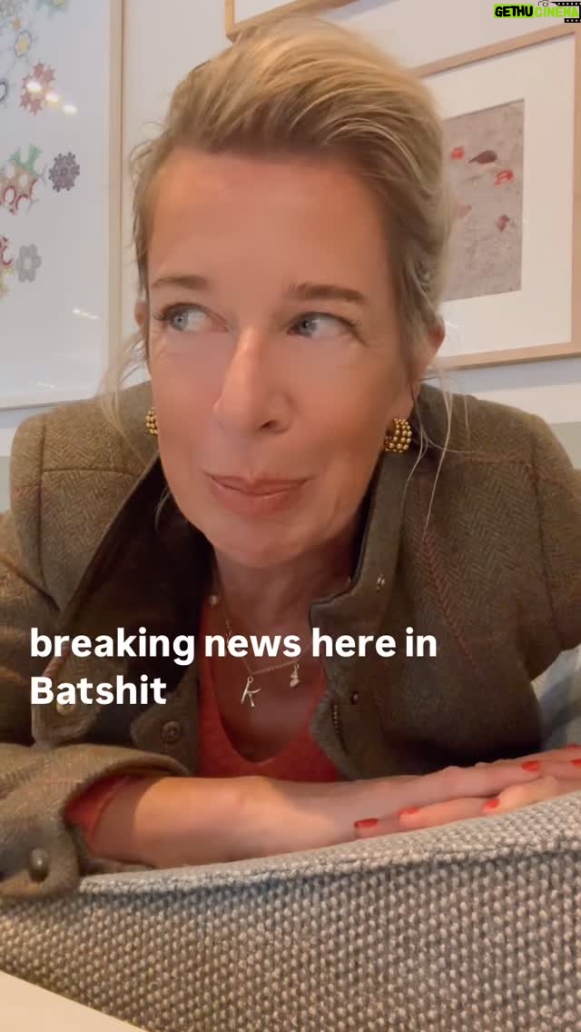 Katie Hopkins - 74.2K Likes - Batshit Bonkers Britain. 20 October 

Thank you @british_airways for the cheeky use of your lounge