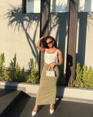 Khosi Ngema Instagram - Felt cute☺️ 

Grateful for the love around me today. It’s been a life changing year chile🥹. Learning to love on myself out loud and I’m 26 in a week. Thank you God!🤭🩵🐝