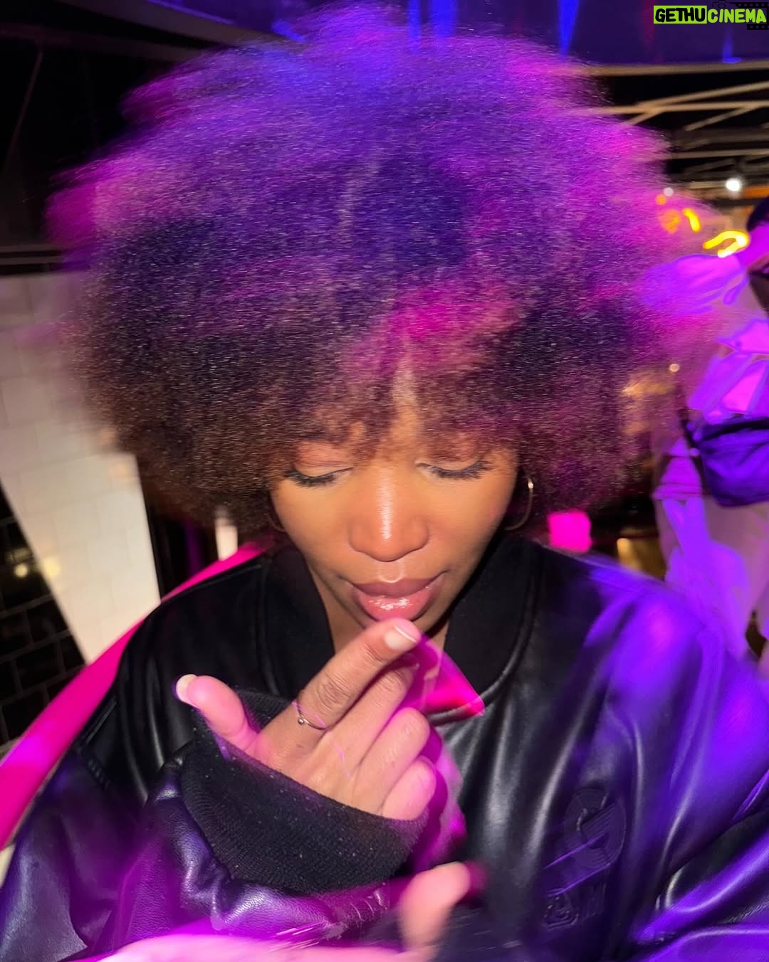 Khosi Ngema - 186.4K Likes - Hellooo I come baack🤓

Lil bit of life lately…Your girl is ENGAGED!! Hello?!!🤭🥹 This year has been quite reflective and called me to take a lil hermit break to focus on growing and cooking up some stuff🧘🏽‍♀️ It’s been interesting, weird, exciting, at times testing and full of surprises. Some I can’t wait to share!🤭 
Anyway, how’s the year been for you? Sending kisses! 

Love, K x