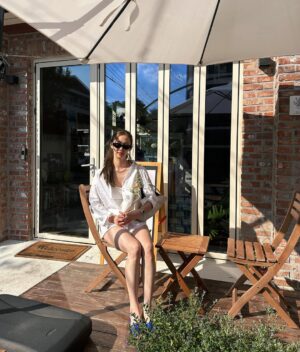 Kim Da-som Instagram - ☀️🍹✌️📚