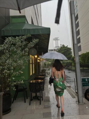 Kim Da-som Instagram - ☔️🌂