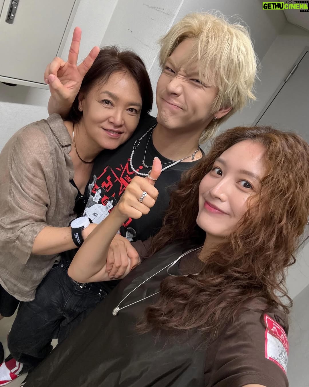 Kim Jae-kyung - 11.8K Likes - 좀많이멋지네🥁
