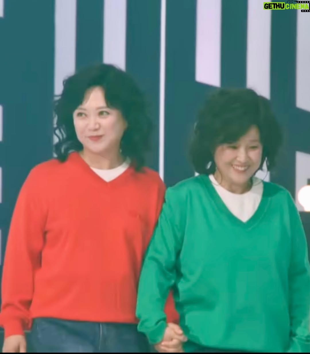 Kim Sook - 18.5K Likes - 김숙 국민고모상!vs송은이 국민이모상!! 
실제로는 숙이 이모고 은이언니가 고모임