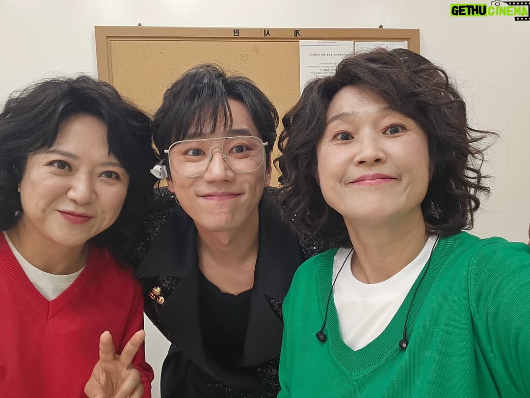 Kim Sook - 18.5K Likes - 서울가요제 재밌게 보셨나요?? 풍요롭고 즐거운 추석 보내셔요~~#놀면뭐하니 #서울가요제