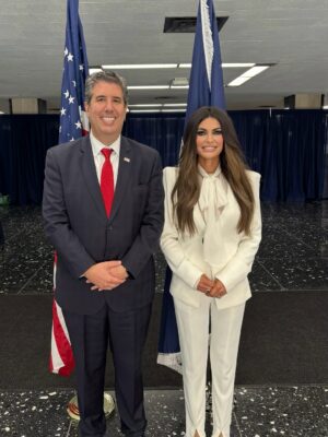Kimberly Guilfoyle Instagram - Today, under the leadership of President Donald J. Trump, I was sworn in as the first woman to serve as U.S. Ambassador to the Hellenic Republic.

It is the honor of a lifetime to represent the American people and strengthen the unbreakable bonds of friendship, freedom, and shared values between the United States and Greece. 🇺🇸🇬🇷