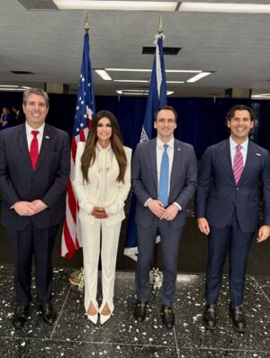 Kimberly Guilfoyle Instagram - Today, under the leadership of President Donald J. Trump, I was sworn in as the first woman to serve as U.S. Ambassador to the Hellenic Republic.

It is the honor of a lifetime to represent the American people and strengthen the unbreakable bonds of friendship, freedom, and shared values between the United States and Greece. 🇺🇸🇬🇷