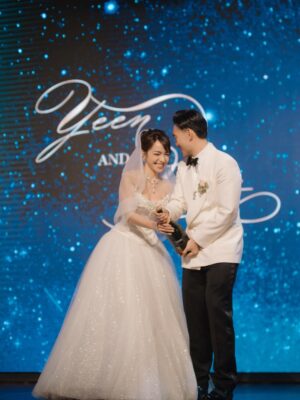 Koe Yeet Instagram - One month married.
And I’d relive that day a thousand times if I could. 🥰