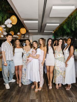 Kristen Doute Instagram - The dreamiest 💭 Kaia & Adelaide were so loved at their Sip n See. Thank you to our girl @lindsayluv who made it all happen! The incredible brands @snuggleshield & @latchlight hosted the dreamiest gathering for our girls and friends! Plus how gorg is the @maxicosiusa stroller the girls took home 😍 thank you to everyone that made it so special and loved sharing the day with you @realniasanchez - photos by @alyssahunterphoto and thanks for the best event @lindsayluvcreative