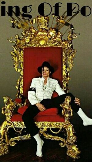 La Toya Jackson Instagram - Born on this day, born to make a difference in the world! Happy Birthday to the greatest entertainer ever! 🎈
You are loved, missed and you will never be forgotten.
#goat #MichaelJackson #mj #mjjforever #kingofpop #bday