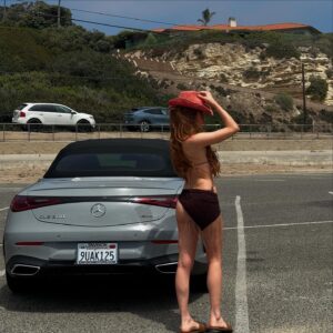 Larsen Thompson Instagram - pit stop down pch🤙