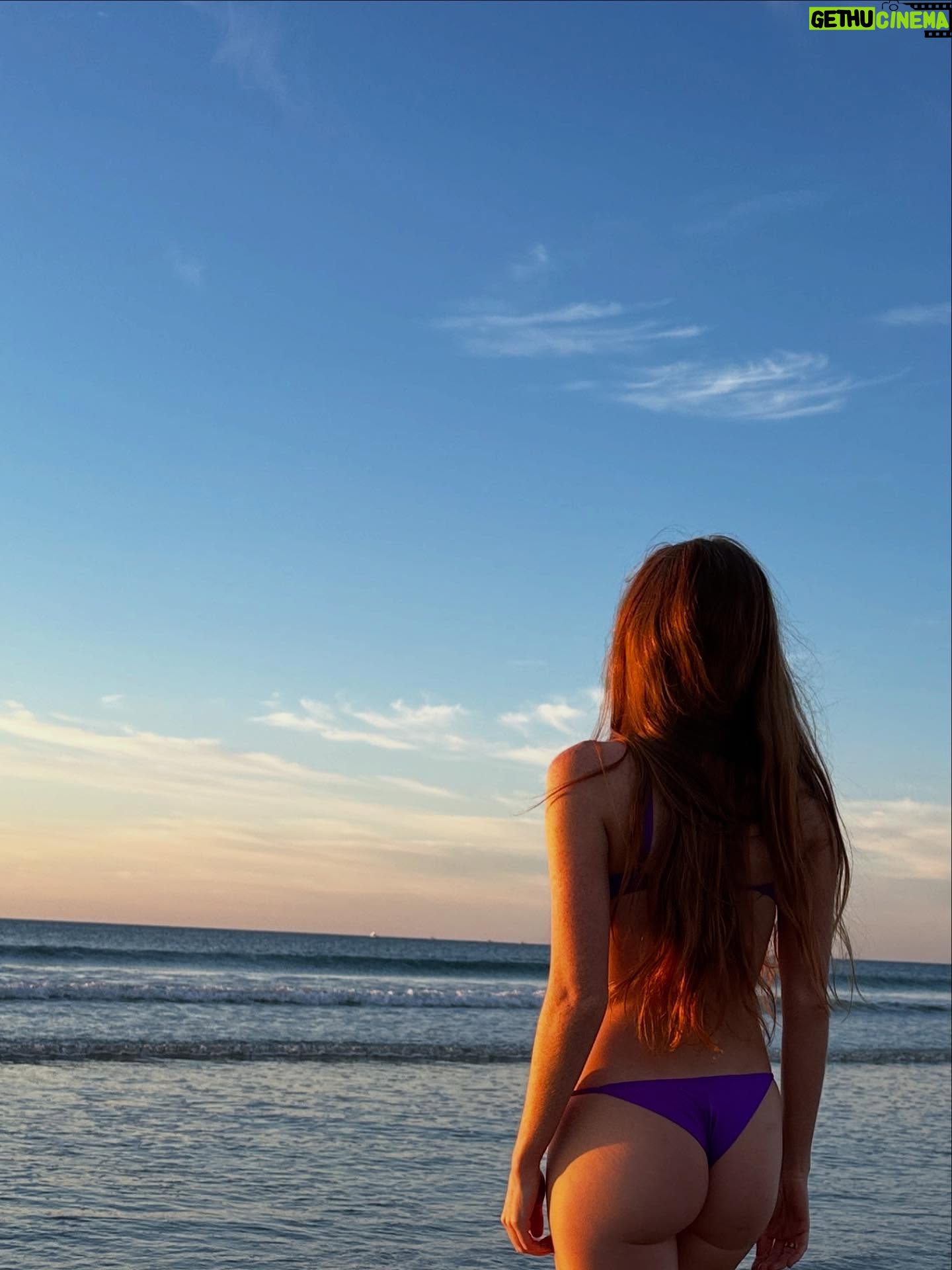 Larsen Thompson - 5.2K Likes - sunrise story🫶🏼🫶🏼🫶🏼