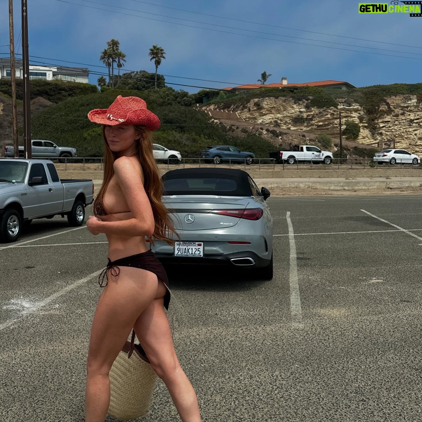 Larsen Thompson - 5.7K Likes - pit stop down pch🤙