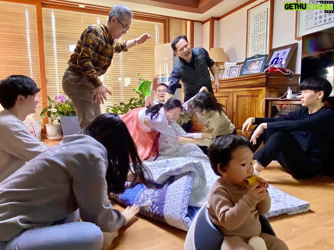 Lee Mi-do - 25.2K Likes - 다시올리는 #엄마의개인생활 명절편🥰 
#장손며느리라행복해요