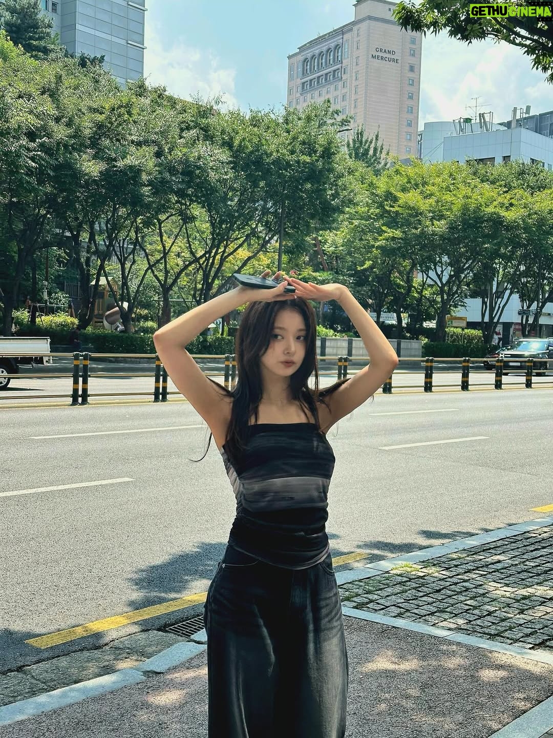 Lee Nagyung - 169.2K Likes - 