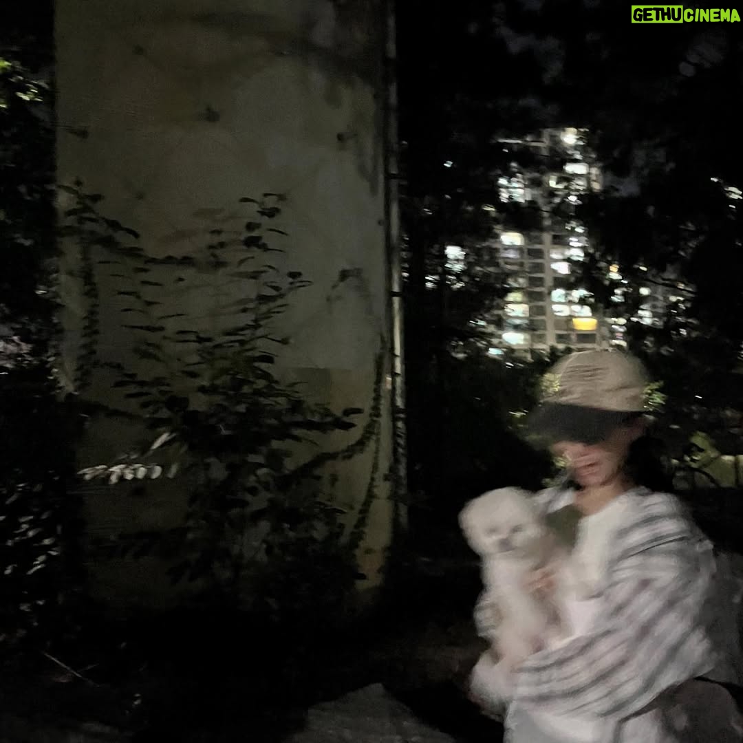 Lee So-i - 3 Likes - 누나랑 사진 좀 찍어죠🐶🥹