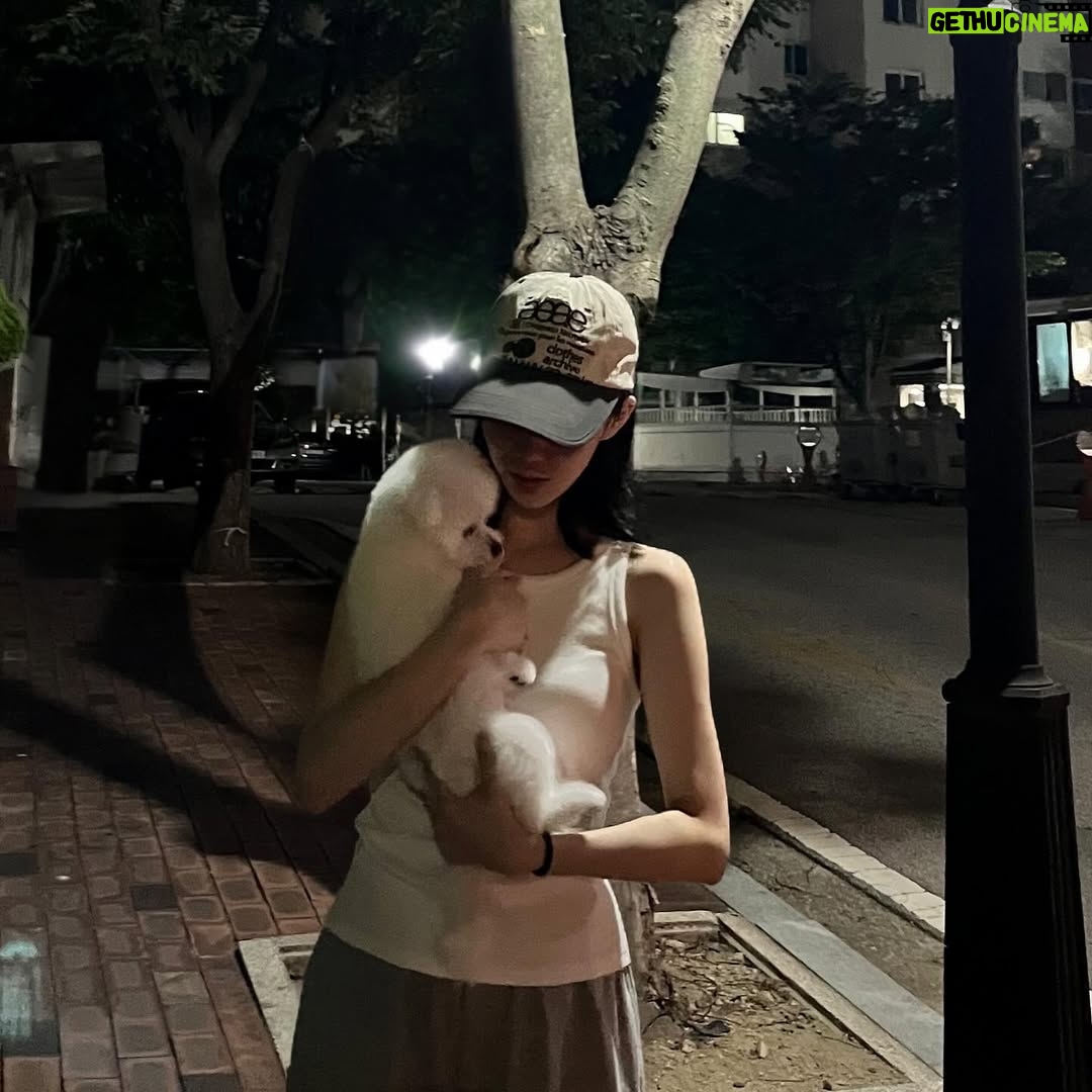 Lee So-i - 3 Likes - 누나랑 사진 좀 찍어죠🐶🥹