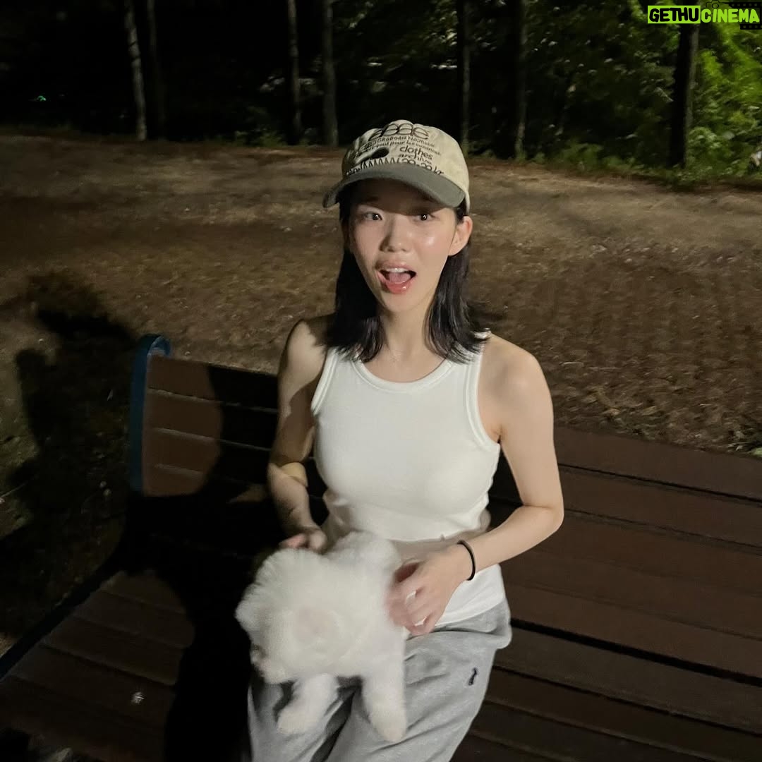 Lee So-i - 3 Likes - 누나랑 사진 좀 찍어죠🐶🥹