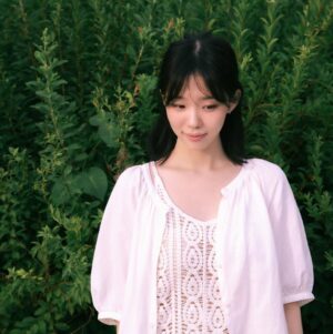 Lee So-i Instagram - 🌱