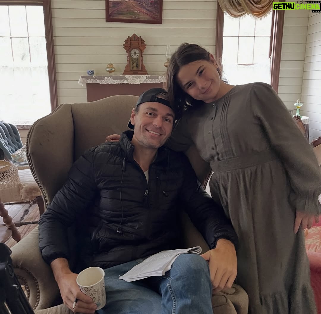 Lexi Rabe - 6.7K Likes - I am in a western!! Bad Men Must Bleed 
I am soooo excited about my new movie! Coming out Oct 7!! More details coming soon #badmenmustbleed ❤️❤️❤️ @chadmichaelmurray @_micahlyons @tristanriggsofficial @toddterryactor @laniers @zach_roerig @constancebrenneman