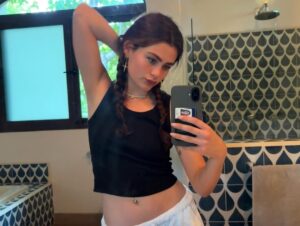 Lola Flanery Instagram - Costa Rica !