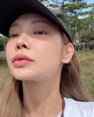 Manasaporn Chanchalerm Instagram - Phusoidao dump  ขอรีวิวทริปด้วยรูปสุดท้าย  ไปดูที่ช่องพี่ๆเค้าได้เลยค่ะ ขอบคุณมาก มึงตัดกันยังไงให้กุดูแข็งแรงมาก ขอบคุณจริงๆ  ไอเลิ้บดอกไม้ ขอบคุณที่มีให้ ไม่งั้นหน้าหงิกละ