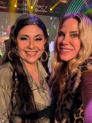 Marcela Baños Instagram - Mezcladito y gente linda que quiero 🫶🏻

1 @mefertimoda 
2 @azulkiang 
3 heladito una noche de invierno 
4 pink 
5 @ezequiel_y_laclave te mereces todo lo lindo que estás viviendo ?! 
6 bailando al ritmo de Nolberto 
7 Fiesta @latoxica.oficial 
8 con la emperatriz @grupo_anaconda_oficial 🌹
9 con @nolbertoalkla 
10 @mumbai555 
11 @mefertimoda 
12 mi Orejas del amor ❤️

@rickiprensa 
@chocha_pulseras