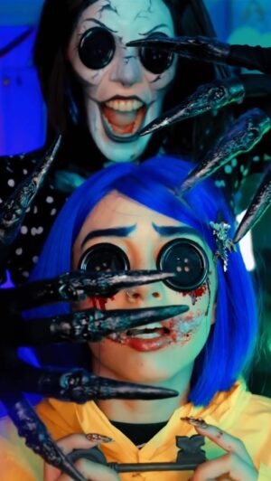 MariMoon Instagram - A outra mãe sempre ICÔNICA NÉ??? 💙

#othermother #coraline #explore 
Ib: @anastasyavlasenko