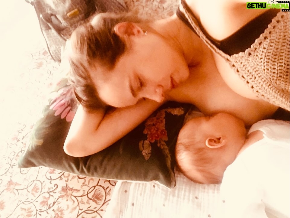 María Gracia Omegna - 15.7K Likes - Esa chiquitita/ que ya no es tan chiquitita/ cumple 6 años/ y a mí me crece el corazón.