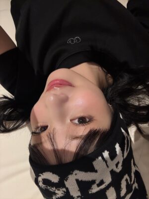 Mayuu Yokota Instagram - 🖤
毎日たのしいー！