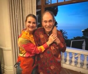 Melinda Gates Instagram - Last week in London, I had a very moving and memorable night at #TheAlbies, an event hosted by the @clooneyfoundationforjustice named after the anti-apartheid activist and legal expert Justice Albie Sachs.
 
I met Justice Sachs in 1997 on my first trip to South Africa. 
 
While I was in Johannesburg, I visited Constitution Hill, the infamous prison complex that, over the course of its dark history, held both Nelson Mandela and Mahatma Gandhi. 
 
A guide walked me through the complex and told me about both the horrors that took place there and the heroism of the men and women who somehow emerged with the courage to continue their fight. 
 
As the day went on, I started trying to draw out more of my guide’s story. He hadn’t said much about himself, but he was willing to answer my questions. 
 
Eventually, he told me about his own activism against the apartheid regime. How he was arrested. Held in solitary confinement. Exiled. Nearly assassinated. How he lost his arm and part of his sight after South African security forces bombed his car—but still returned to South Africa to write equality into the law.
 
It turned out that my guide that day was Justice Albie Sachs himself. 
 
He made an unforgettable impression on me. Frankly, it felt a bit surreal to be receiving an award at an event named for him and sharing a stage with an incredible slate of honorees: Darren Walker, José Rubén Zamora, Fatou Baldeh, and Marty Baron. 
 
Justice Sachs, it was wonderful to see you there. I’m glad I had the chance to give you a hug and tell you that, all these years later, I still look to you as a guide. And thank you, Amal and George, for the important work you do in the world and for shining a light on the brave women and men who are continuing Justice Sachs’ march toward justice.