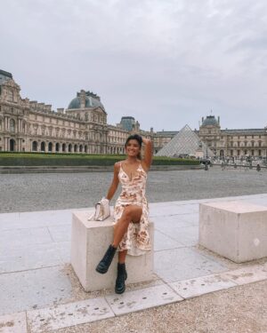 Michelle Madrigal Instagram - Fill your life with experiences, not things. Have stories to tell, not stuff to show. Je t’aime Paris. 💫