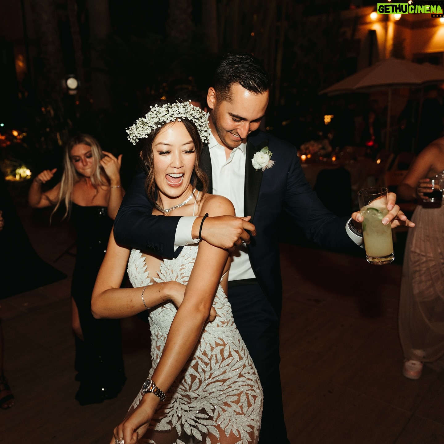 Michelle Wie - 8K Likes - Happy 6 years to best party we ever threw @jonniewest4 👰🤵‍♂️

Retagging our wedding vendors cuz they were the best ❤️
Flowers: @royalbeeflower.co 
Photos: @hilaurenhello 
DJ: @dj_compose 
Tacos: @chefchrisoh 
Party dress: @nadinemerabi
Makeup: @kecialittman