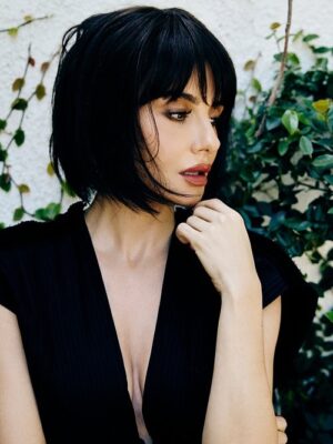 Mikaela Hoover Instagram - Numero Netherlands
Photographer @flxashstudios
Hair @glencocoforhair
Makeup @krisstudden
Styling @jordanshile
Body @paolomascitti