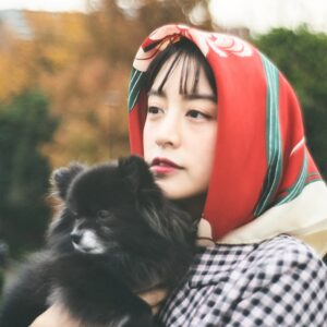 Mizuki Yamamoto Instagram - ⋆⸜☾⸝‍⋆

お世話になった方もたくさんいらっしゃるので、この場で報告させて下さい。
私自身気持ちを整理する時間が必要だったので、少し時は経ってしまったのですが、

先日、こつめちゃんがお空へ旅立ちました。

長い間、いつも私のそばにいてくれたかけがえのない存在でした。
私の人生で特別な子です。

小さな身体で、精一杯生きてくれました。

感謝の気持ちでいっぱいです。

こつめちゃんの事を可愛がって下さった皆様、ありがとうございました。

こつめちゃんは、いつまでも私のミューズです。

また、私の創作物の中では登場することもあるかと思います。
私の心の中にはいつまでも居続けるので、
これからもよろしくお願いいたします。

 #kotsume