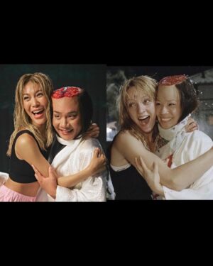 Molly Chiang Instagram - Molly Halloween 2025 Kill Bill❤️‍🔥🖤🎃

For the photos, I actually handpicked all the original movie stills first, then we recreated every single one from scratch.🙂‍↕️😆😂

Which shot is your favorite? 🎬💛
-
莫莉萬聖節2025 《追殺比爾》平面照來了！！！🙌🏾🎃

今年最愛的一張
就是第三張🤣🤣🤣
烏瑪舒曼跟劉玉玲在片場的這張腦袋開花擁抱花絮照😂
必須跟阿翰拍一張吧！！！

平面照片也是我先找好所有原版電影的劇照
然後我們全部照著劇照翻拍

你們最愛哪一張？