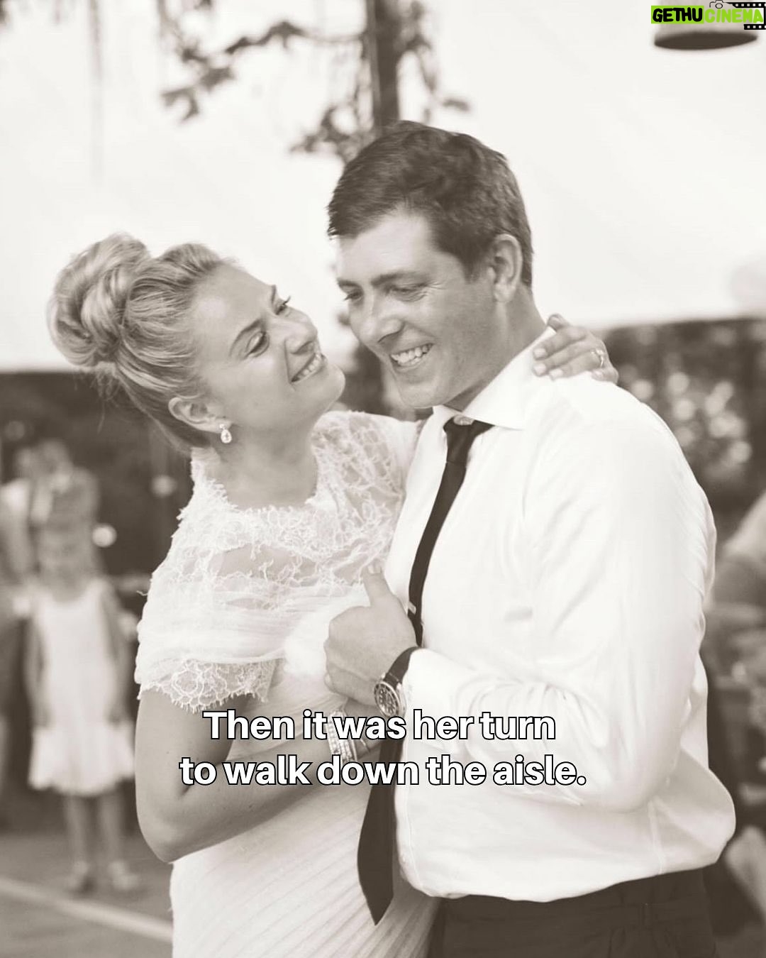 Molly Sims - 55.7K Likes - Some stories take a little longer to unfold. Tune in for one of our most requested podcast topics tomorrow. Finding love later in life❤️