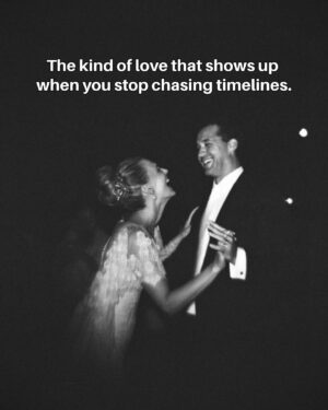 Molly Sims Instagram - Some stories take a little longer to unfold. Tune in for one of our most requested podcast topics tomorrow. Finding love later in life❤️