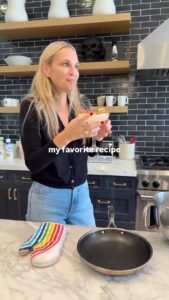 Actress Molly Sims HD Photos and Wallpapers October 2025