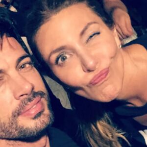 Mónica Ayos Instagram - fotos y trailer🎬que les va a gustar, del 2019 con Will en EEUU, en el estreno de la peli #williamlevy #monicaayos #enbrazosdeunasesino #killingsarai #willlevy