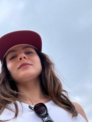 Monica Barbaro Instagram - Glasto was full of hot days, new friends, reunions, Alanis therapy, Loyle Carner soothing, dancing to Parcels as the sun set and a whole lotta love all around… legs still dead but soul’s replenished.