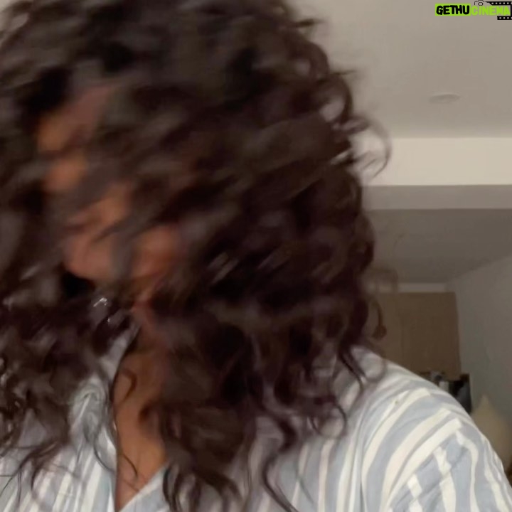 Nehuda - 3 Likes - Curly girl 💜