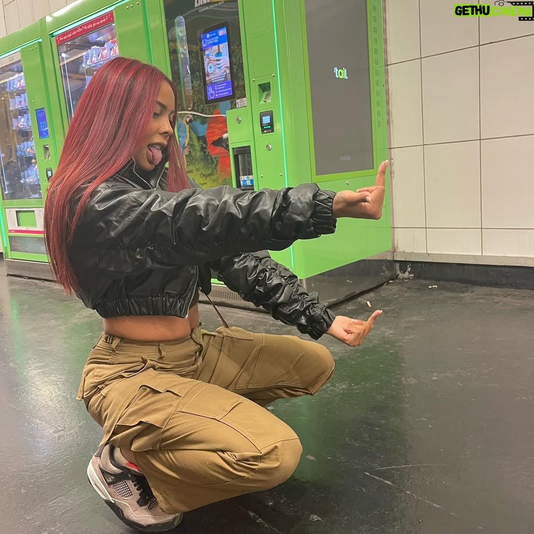 Nehuda - 3 Likes - She don’t give a f*ck about all this shit